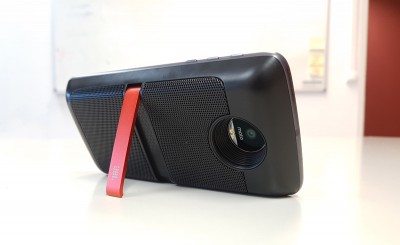 moto_z_jbl_montada