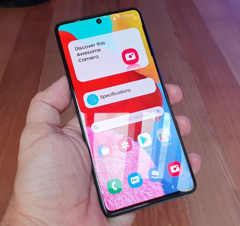 Galaxy A71 tela super AMOLED