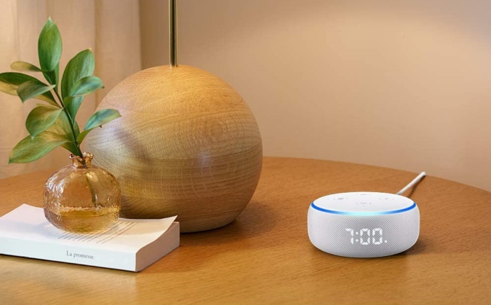Echo Dot com relógio - Amazon