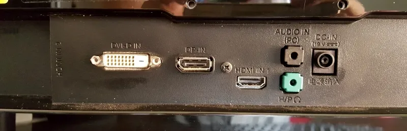 LG_29UM67-conectores