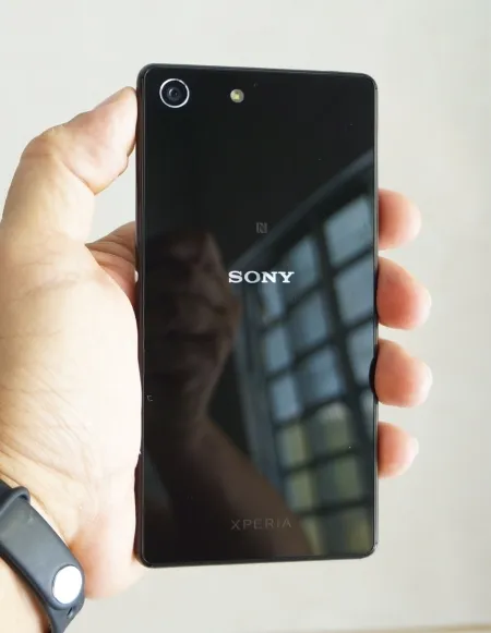xperia_M5_dual_back