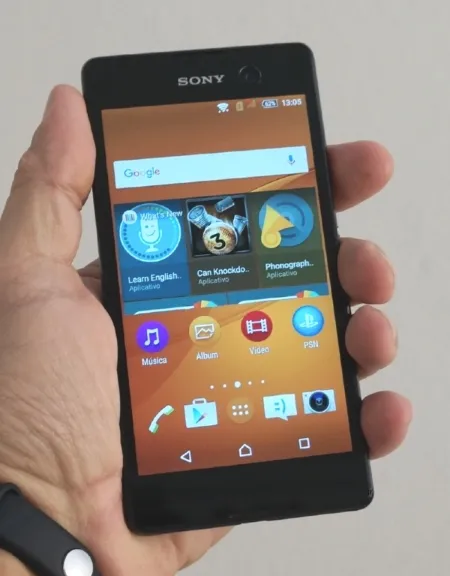 xperia_M5_dual_front