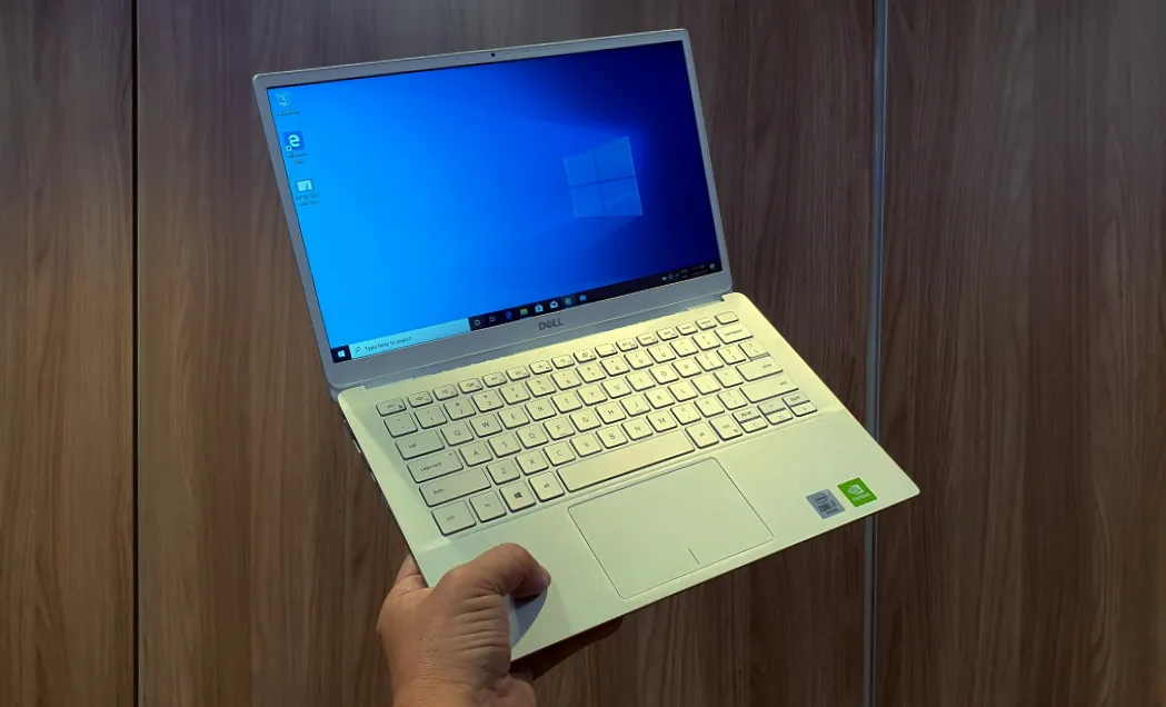 Dell Inspiron 7000